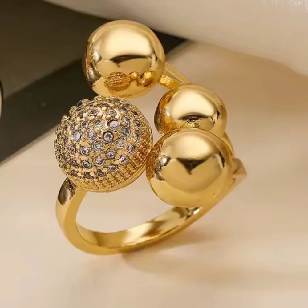 Ball Gold Multi-Sphere Pavé Ring